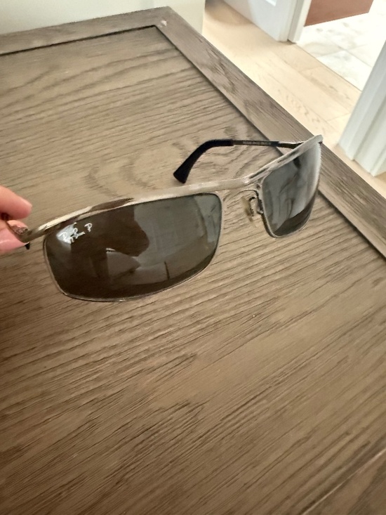 Ray-Ban Other - Men's RayBan's Polarized Sunglasses-New